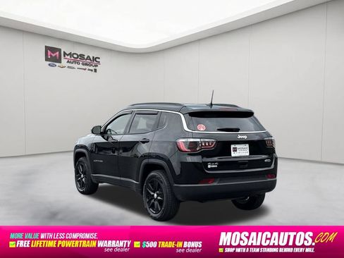 Used 2022 Jeep Compass Latitude AWD/4WD image 5
