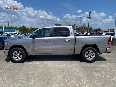 Used 2024 RAM 1500 Laramie AWD/4WD image 4