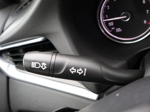 Used 2020 Buick Enclave Essence image 31