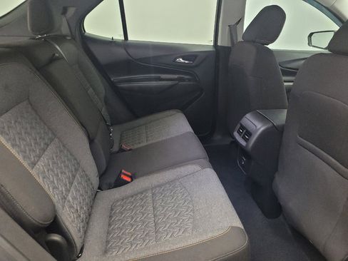 Used 2023 Chevrolet Equinox LT image 19