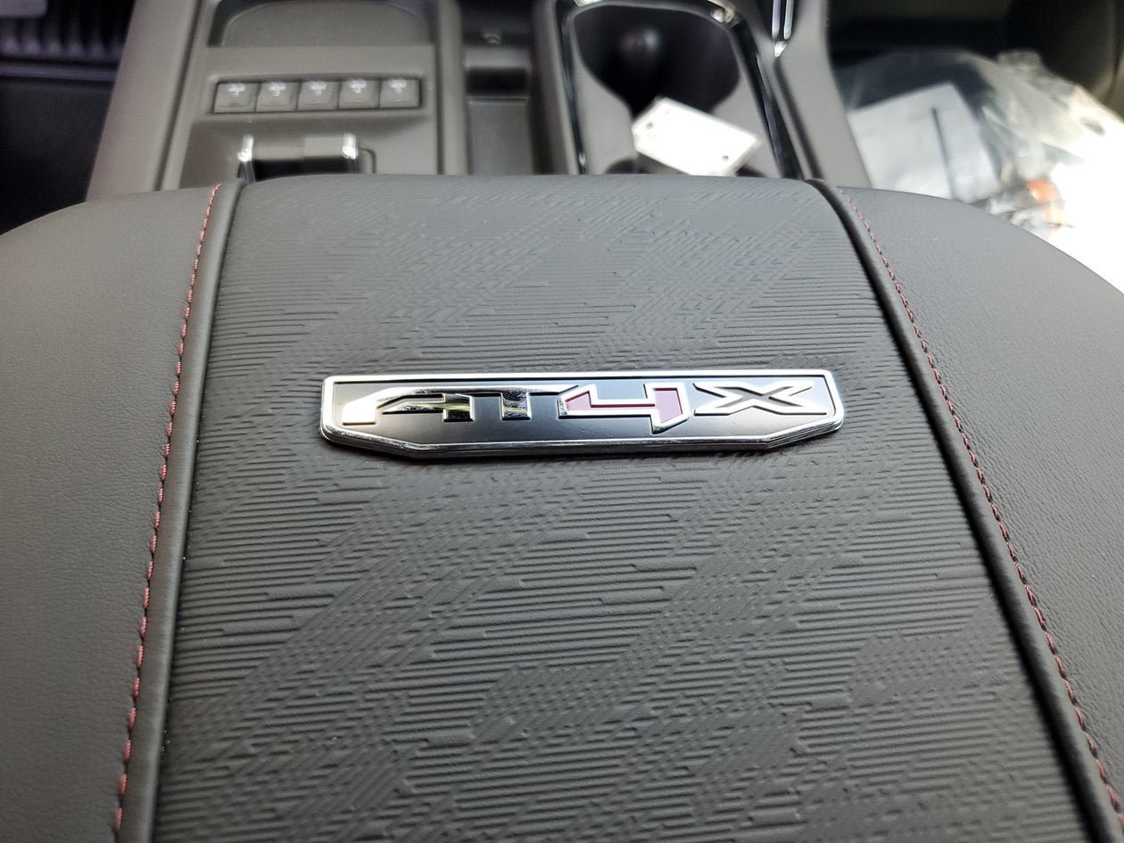 New 2026 GMC Sierra 2500 AT4X AWD/4WD image 7