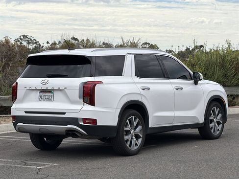Used 2020 Hyundai Palisade SEL w/ Premium Package FWD image 6