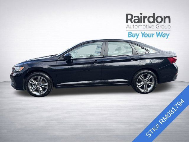 Used 2024 Volkswagen Jetta SE FWD image 4