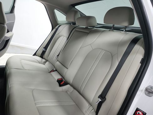 Used 2023 Hyundai Sonata Limited FWD image 42