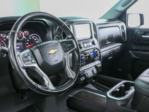Used 2019 Chevrolet Silverado 1500 LTZ w/ LTZ Premium Package AWD/4WD image 26