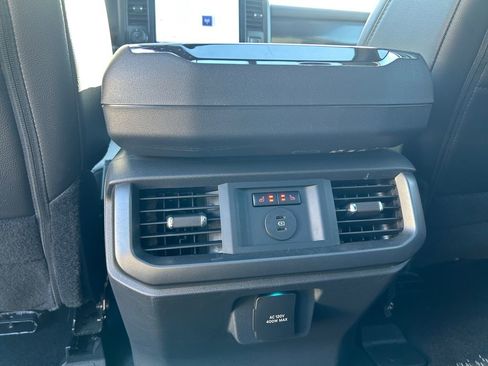 Used 2025 Ford F150 Lariat w/ Equipment Group 502A High AWD/4WD image 32