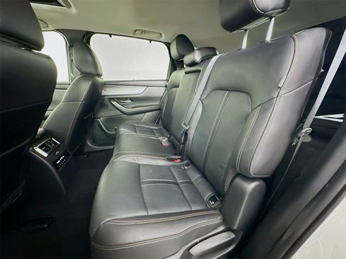 Used 2024 MAZDA CX-90 3.3 Turbo w/ Preferred Package image 25