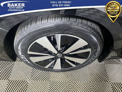 Used 2022 Nissan Altima 2.5 SV w/ SV Premium Package image 32