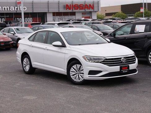 Used 2019 Volkswagen Jetta S w/ Driver Assistance Package FWD image 2