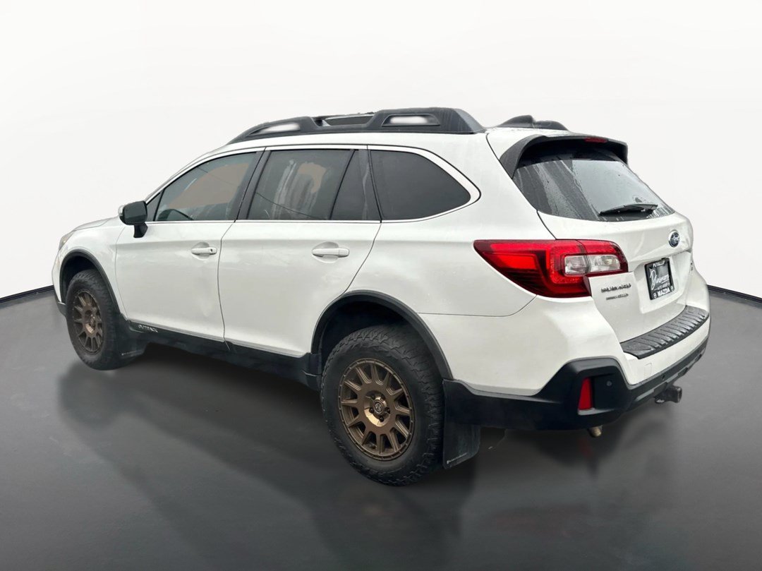 Used 2019 Subaru Outback 3.6R Limited AWD/4WD image 5