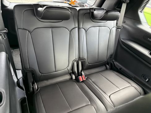 New 2025 Jeep Grand Cherokee L Limited w/ Trailer Tow Package image 17