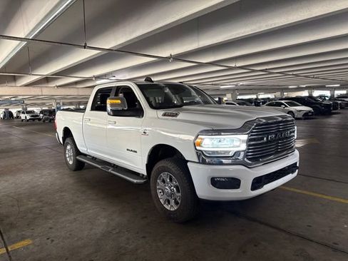 Used 2024 RAM 2500 Laramie w/ Safety Group AWD/4WD image 2
