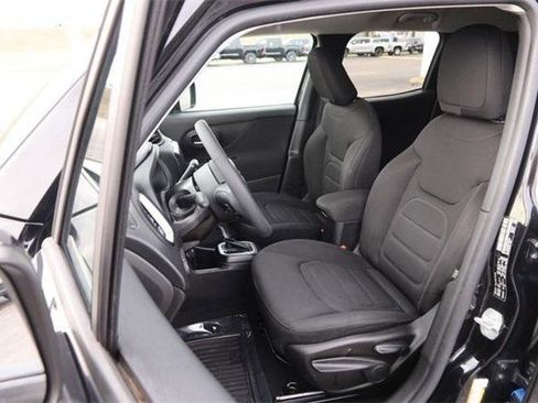 Used 2019 Jeep Renegade Latitude image 8