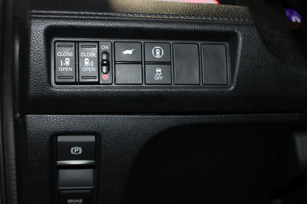 Used 2024 Honda Odyssey Sport image 7
