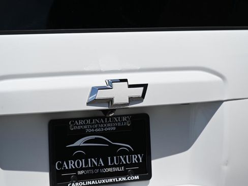 Used 2019 Chevrolet Suburban LT AWD/4WD image 14