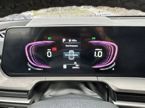 Used 2023 Kia Telluride EX X-Line image 19