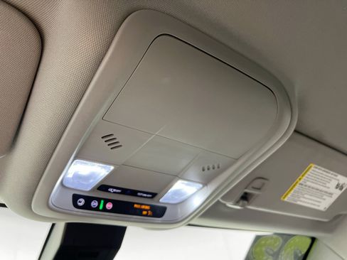 Used 2023 Chevrolet Equinox LS w/ LS Convenience Package FWD image 21