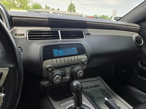 Used 2011 Chevrolet Camaro SS RWD image 15