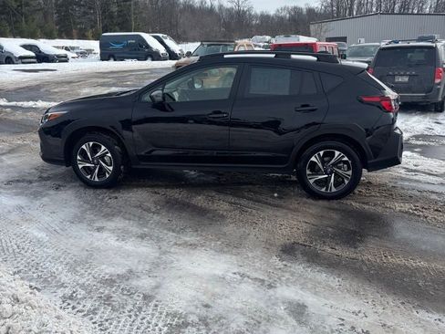 Used 2024 Subaru Crosstrek 2.0i Premium image 8