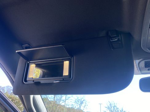 Used 2025 Ford F150 Lariat w/ Equipment Group 502A High image 45