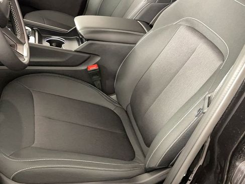 New 2025 Jeep Grand Cherokee L Laredo image 12