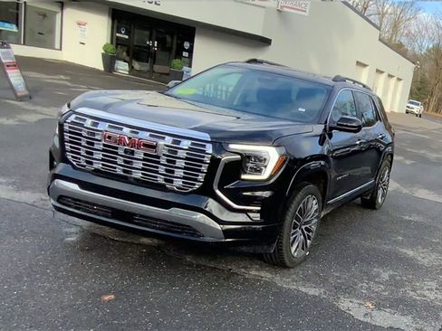 New 2026 GMC Terrain Denali w/ LPO, Floor Liner Package image 4