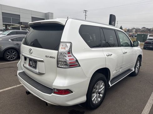 Used 2019 Lexus GX 460 image 9