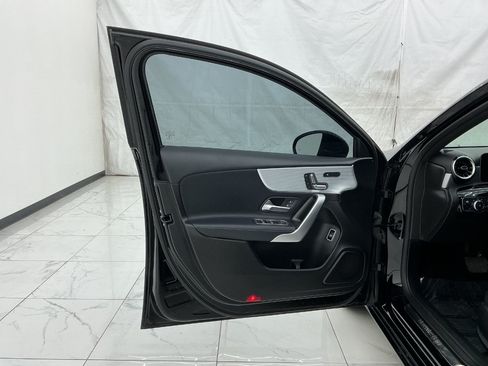 Used 2020 Mercedes-Benz A 220 4MATIC image 18