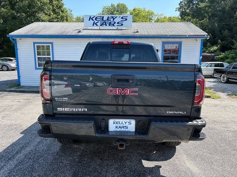 Used 2018 GMC Sierra 1500 Denali AWD/4WD image 5