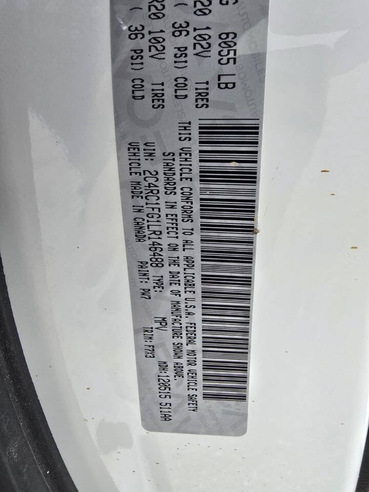 Used 2020 Chrysler Pacifica Touring w/ Advanced Safetytec Group FWD image 81