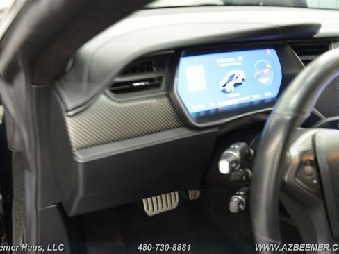 Used 2019 Tesla Model S Performance image 25