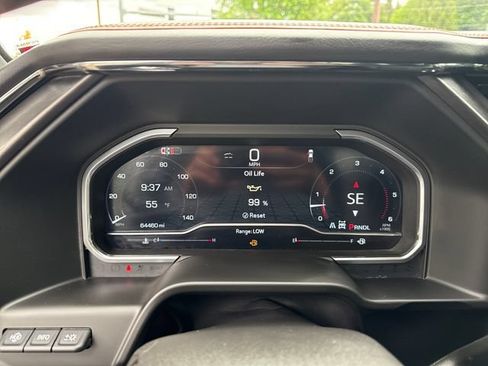 Used 2024 GMC Sierra 2500 AT4 w/ AT4 Premium Plus Package AWD/4WD image 19