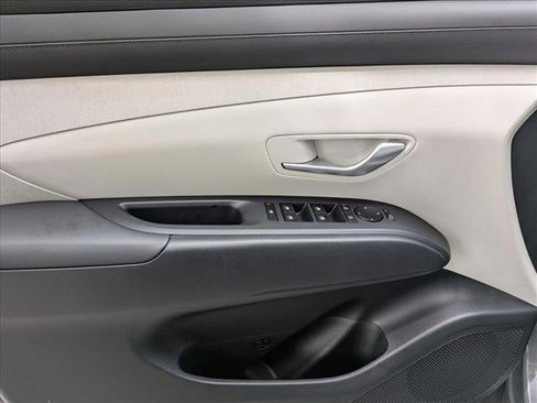 New 2025 Hyundai Tucson SEL image 16