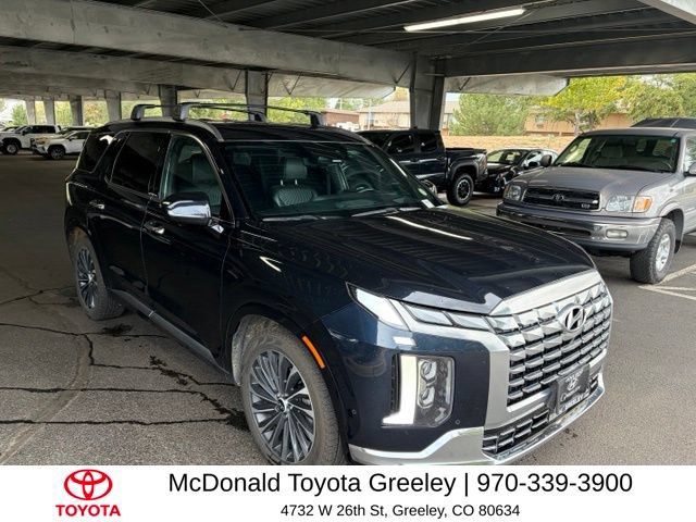 Used 2024 Hyundai Palisade Calligraphy AWD/4WD image 3