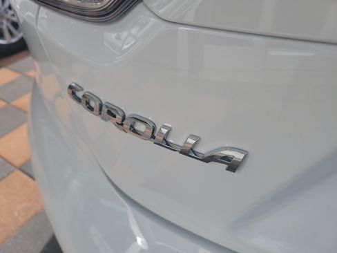 Used 2026 Toyota Corolla LE FWD image 9