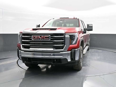 New 2025 GMC Sierra 2500 SLT w/ SLT Premium Package image 3