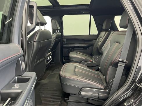 Used 2022 Ford Expedition Limited w/ Equipment Group 304A image 12