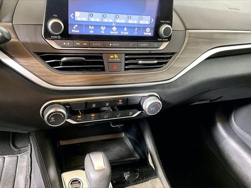 Used 2023 Nissan Altima 2.5 SV image 25
