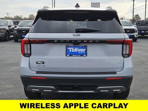 New 2026 Ford Explorer Active w/ Active Comfort Package image 8