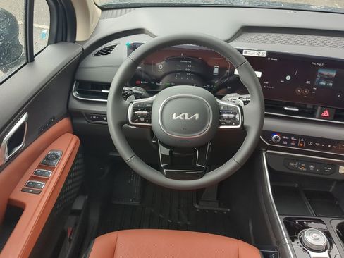 New 2026 Kia Carnival SX image 14