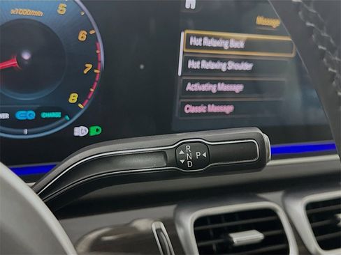 Used 2020 Mercedes-Benz GLS 450 4MATIC image 16