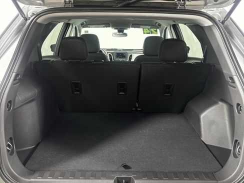 Used 2024 Chevrolet Equinox LS w/ LS Convenience Package image 14