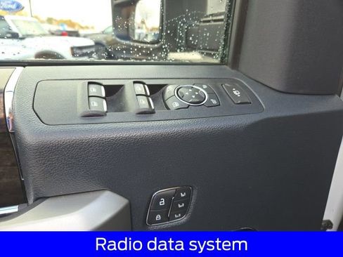Certified 2022 Ford F250 Lariat w/ Lariat Ultimate Package image 12
