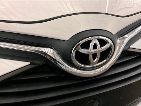 Used 2016 Toyota Yaris LE image 29