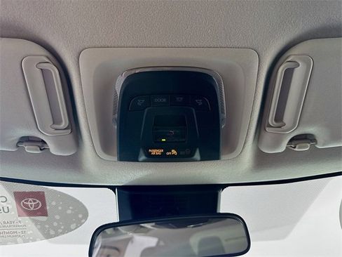 Certified 2025 Toyota Corolla LE image 18