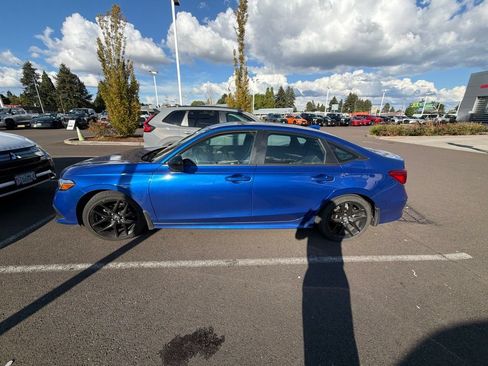Used 2023 Honda Civic Sport image 7