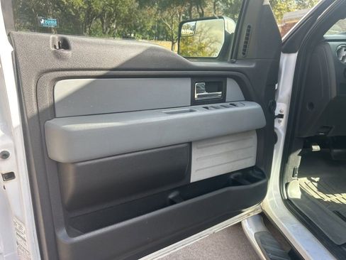 Used 2014 Ford F150 XLT w/ Equipment Group 302A Luxury image 16