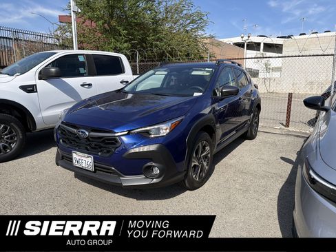 Used 2025 Subaru Crosstrek 2.5i Premium AWD/4WD image 1