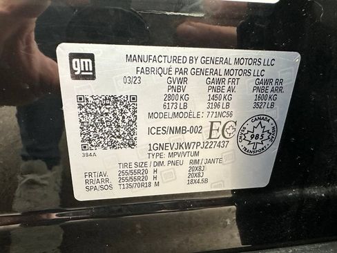 Used 2023 Chevrolet Traverse RS AWD/4WD image 9