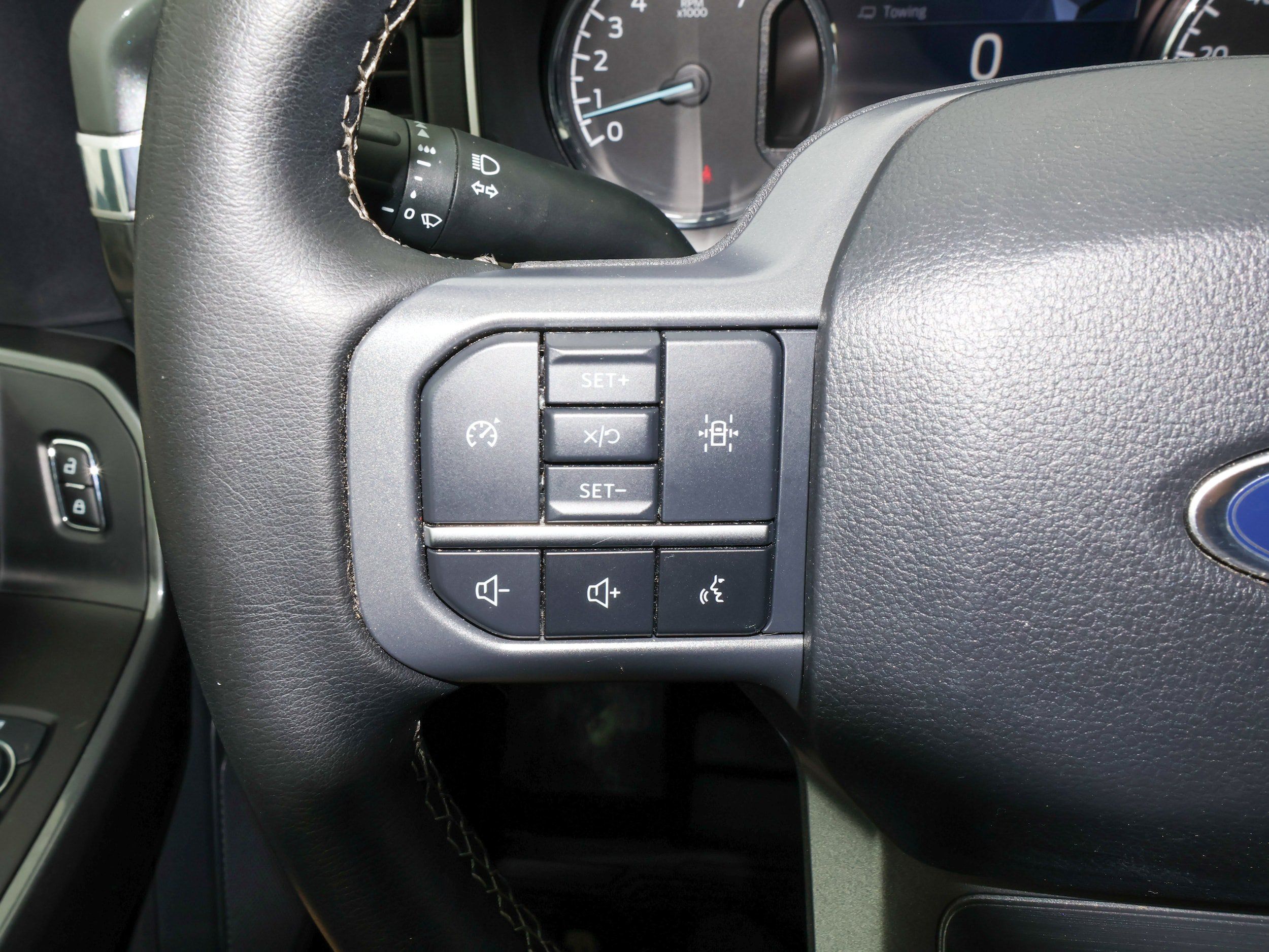 Used 2023 Ford F150 XLT w/ Equipment Group 302A High AWD/4WD image 24